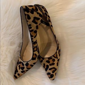 NWOT Dolly Hair on Hide High Heels (3”). Size 8M.